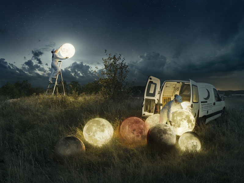 2019-09-11-expo-to-the-moon-and-back-full-moon-service-erik-johansson-bd