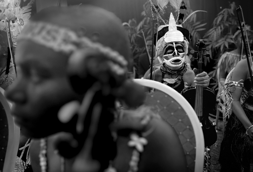 notes-from-the-edge-solo-020