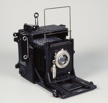 Graflex SpeedGraphic 10 x 12,5 cm photographie