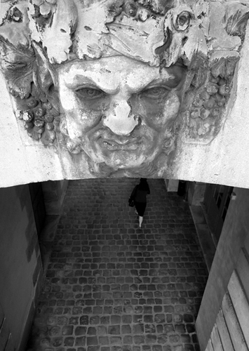 Critique Images par POV et Hervé Cornette