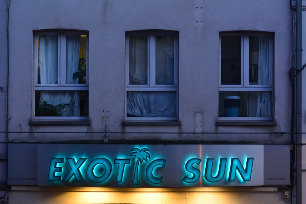 1_651_1_6